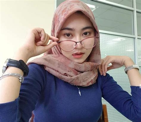 bokep indonesia viral|Bokep Indo Terbaru Mahasiswi Undip Hijab Viral Part 1